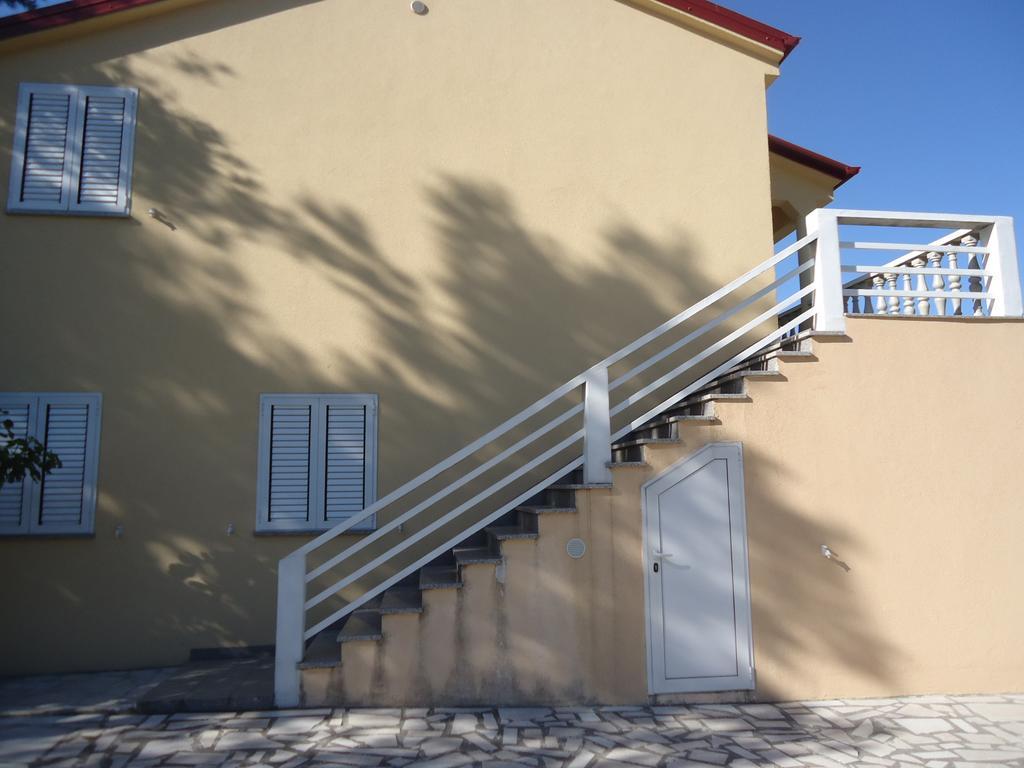 Mala Vila Seline Quarto foto
